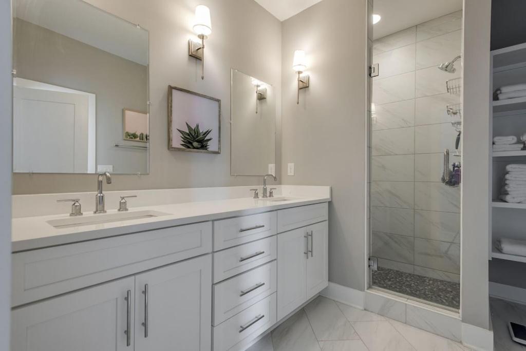 Classy, Cozy, Close To Downtown Nashville